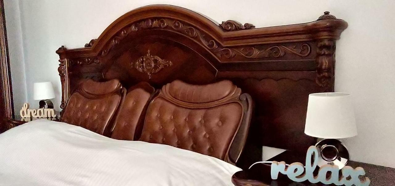 Villa D&D Vila à Iasi Extérieur photo